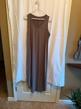 SHEIN Brown Sleeveless Maxi Dress